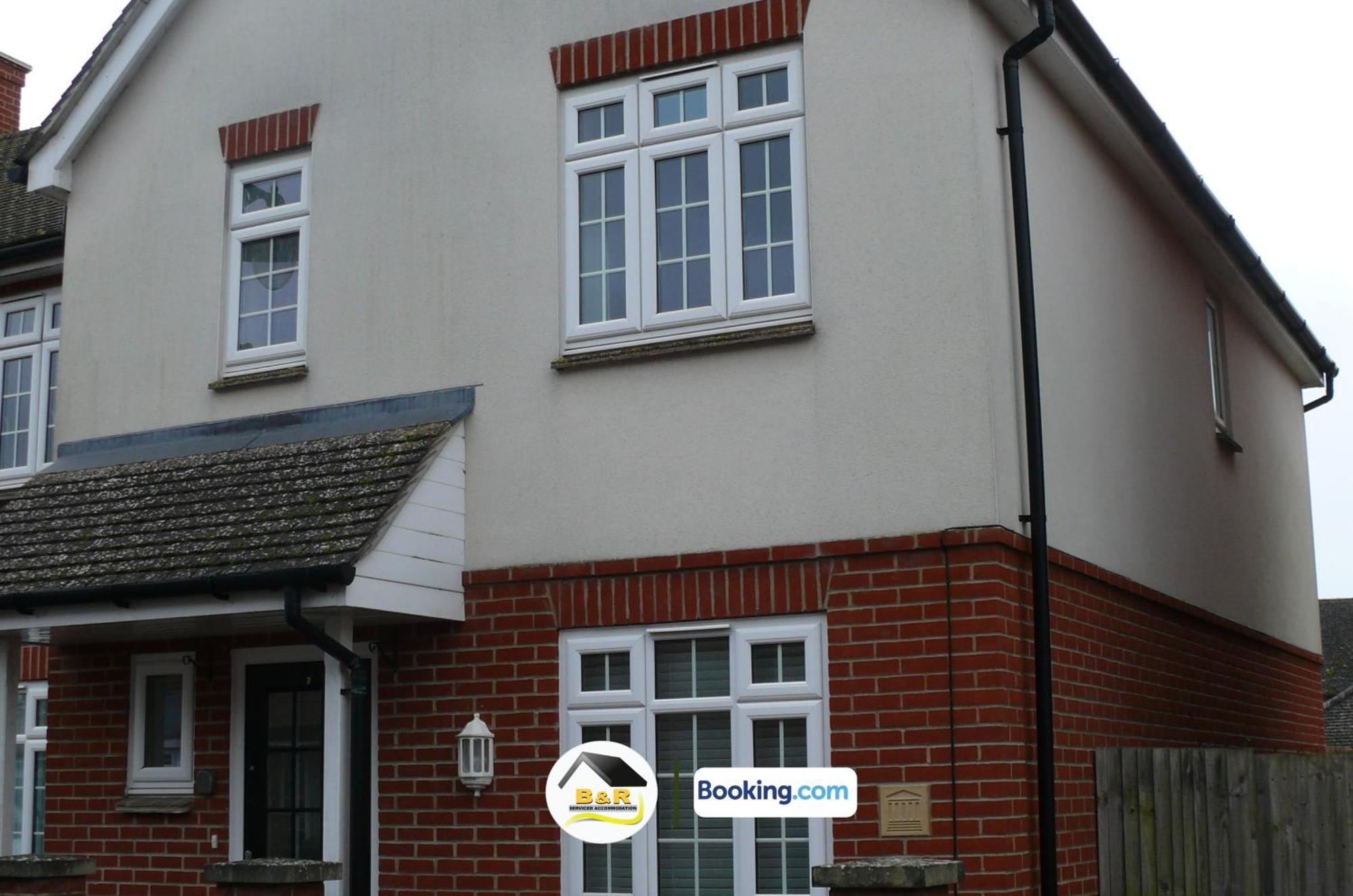 3 Bedroom House By B And R Serviced Accommodation Amesbury With Super Fast Wi-Fi 145Mbps Exterior foto