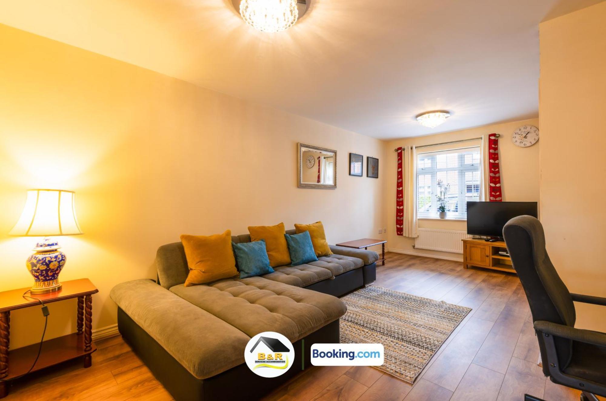 3 Bedroom House By B And R Serviced Accommodation Amesbury With Super Fast Wi-Fi 145Mbps Exterior foto